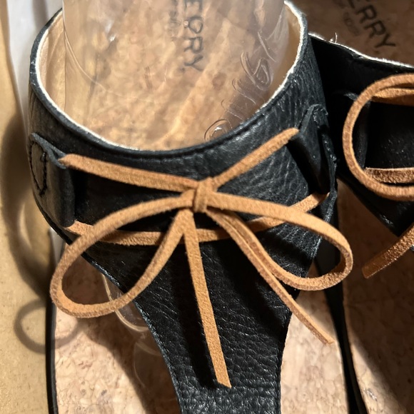 Sperrys!  Super cute like new - Picture 12 of 15